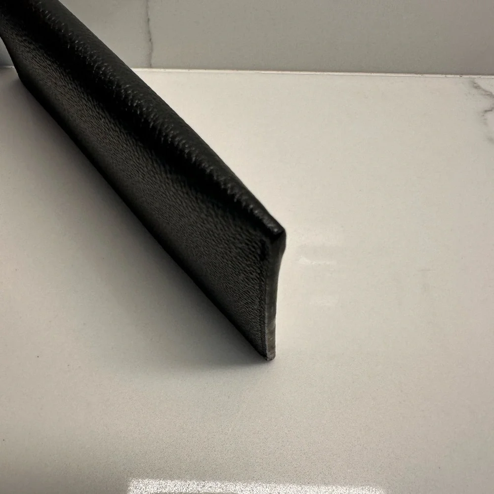 Louis Vuitton Black Card Holder - Picture 4 of 6